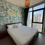 First Class 1Br Luxurious Vogue Palace